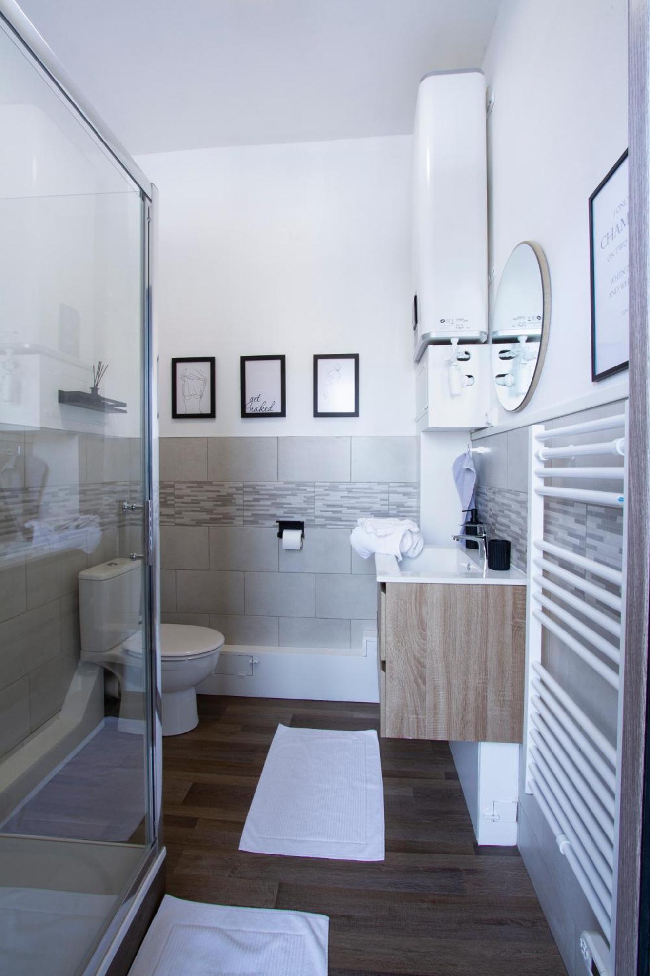 L'Hyper Centre - Netflix & Wifi - Literie Haut De Gamme - Check-In 24H24 - Goodmarning Chalons-en-Champagne Exterior photo